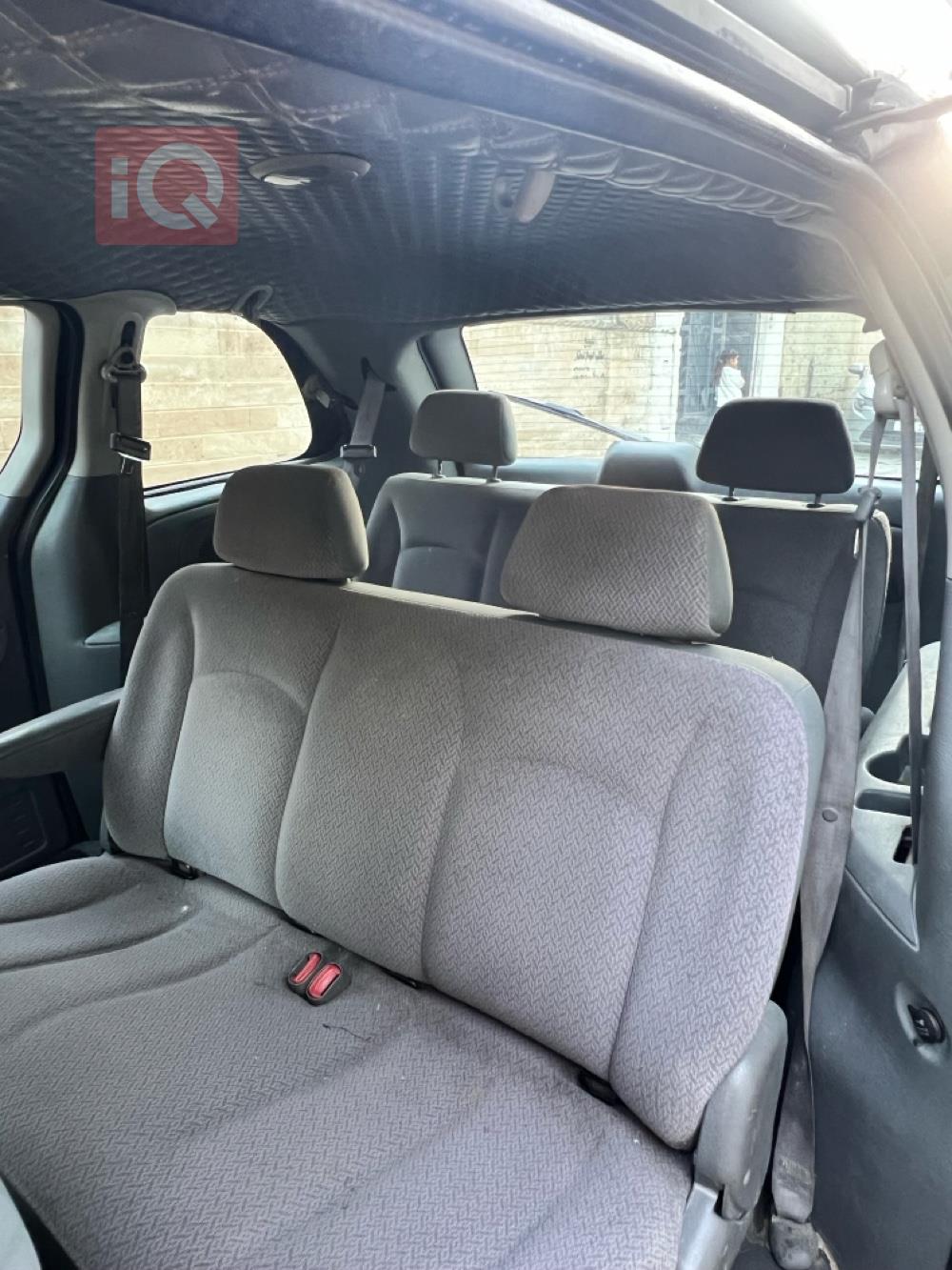 Dodge Caravan